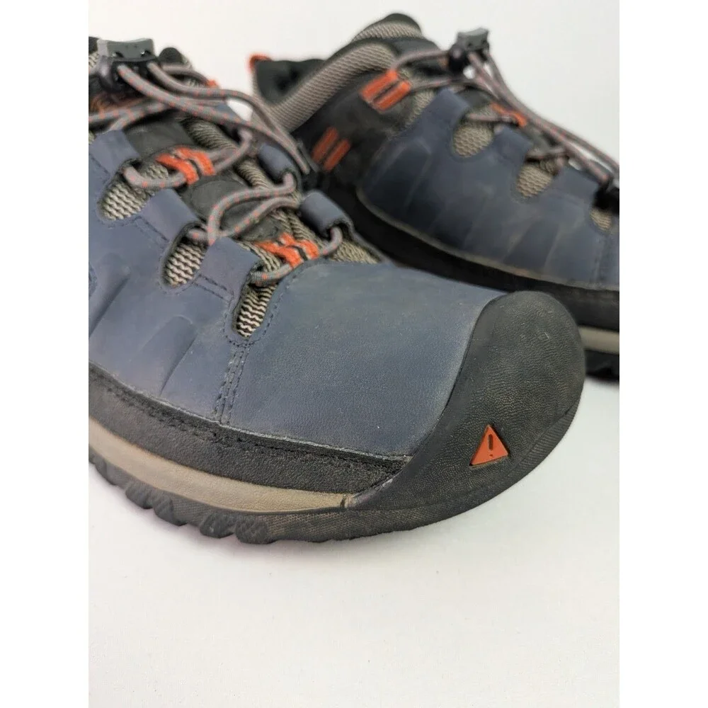 Keen Boys Sz 5 Targhee Hiking Trail Shoes Waterproof Bungee Pull Active Sneakers